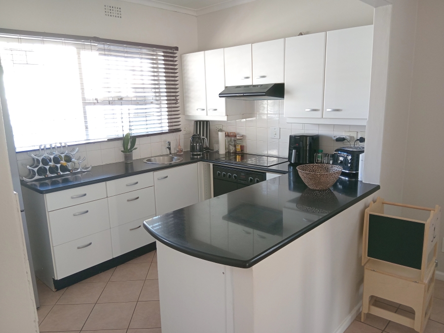 To Let 3 Bedroom Property for Rent in Rondebosch Western Cape